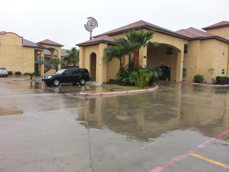 Texas Inn And Suites - Rio Grande Valley Edinburg Exteriör bild